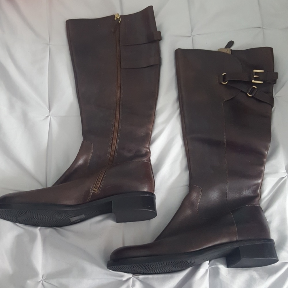 NEW! Ecco Brown Leather Boots